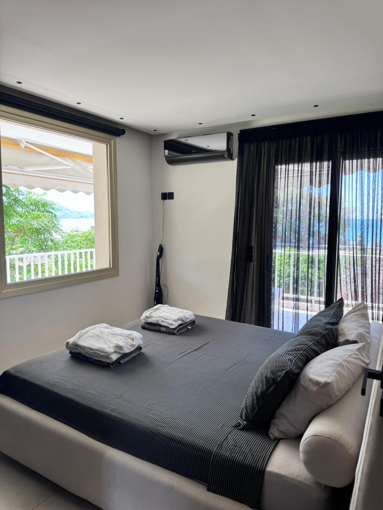 Lagonisi Luxury Appartment 2 By The Sea 外观 照片